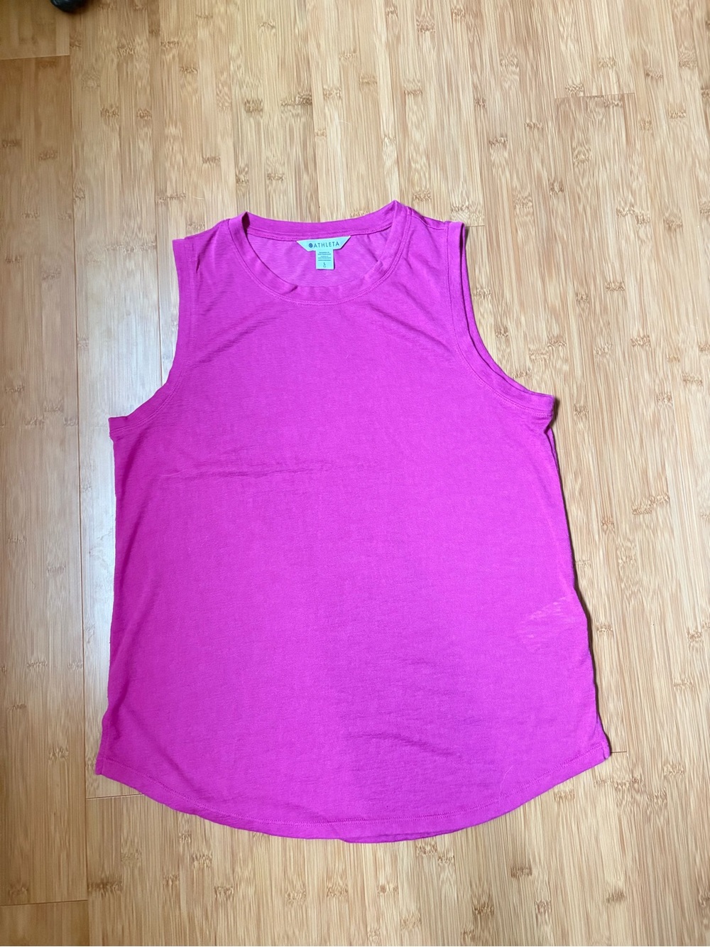 Athleta Women’s Magenta Breezy Tank Top